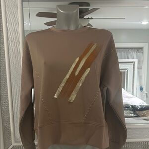 Stylish Brown Sweatshirt with Gold Accents